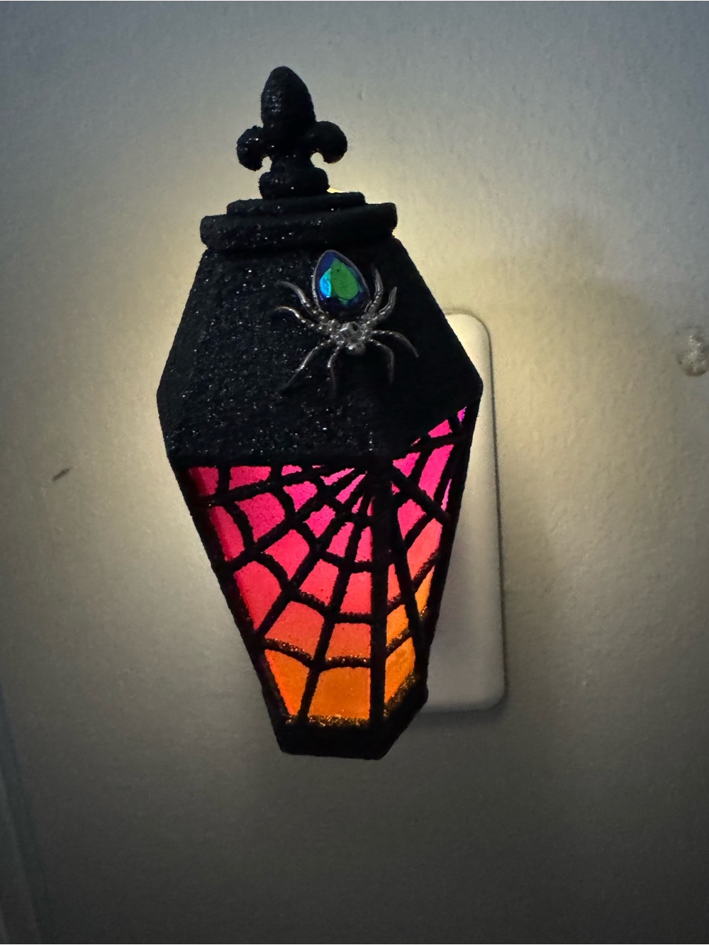 Bath and Body works Halloween Black Spiderweb Coffin lighted plug in